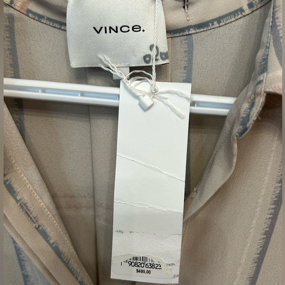 BNWT Vince ruffle bottom striped dress - Picture 3 of 8